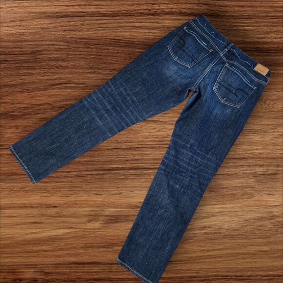 American Eagle Distressed Tom Girl Style Denim Jeans - Picture 4 of 9